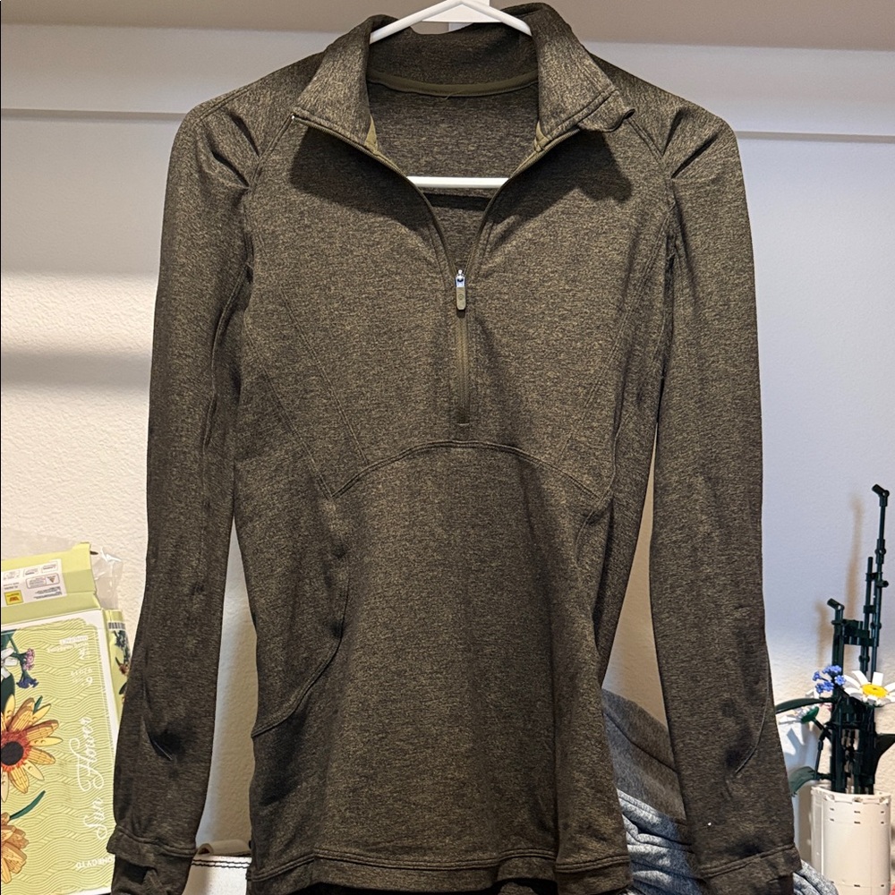 lululemon athletica Women's Dark Olive Zip-Up Top